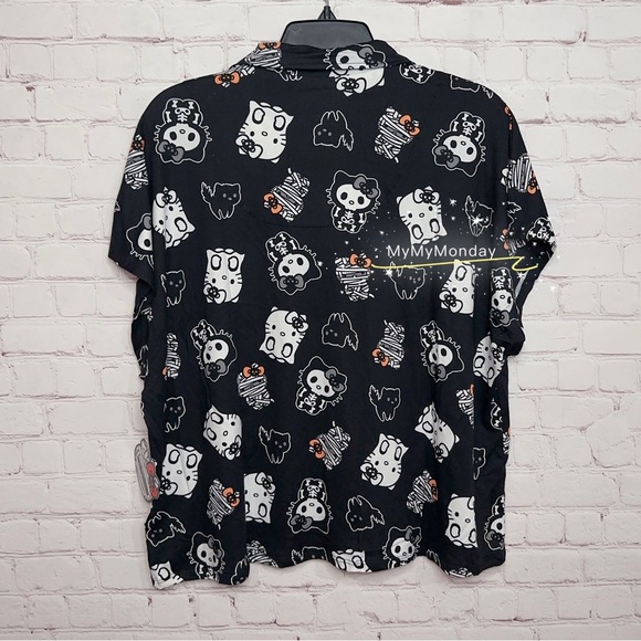Hello Kitty Halloween Pajama Set - Picture 3 of 8